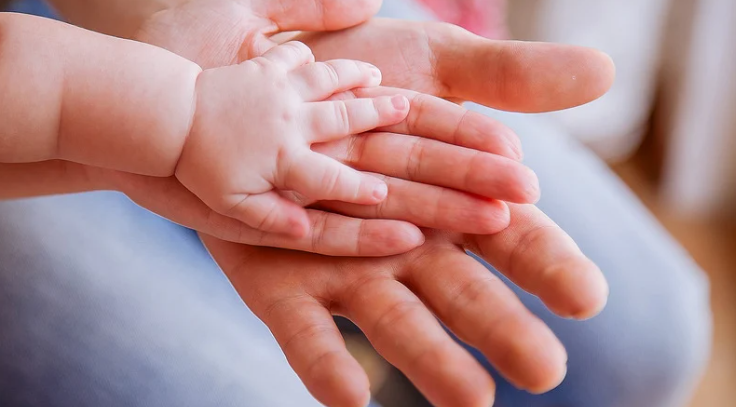 Travaux petite enfance : Catherine Vautrin fait le point et officialise la signature du décret sur les micro-crèches